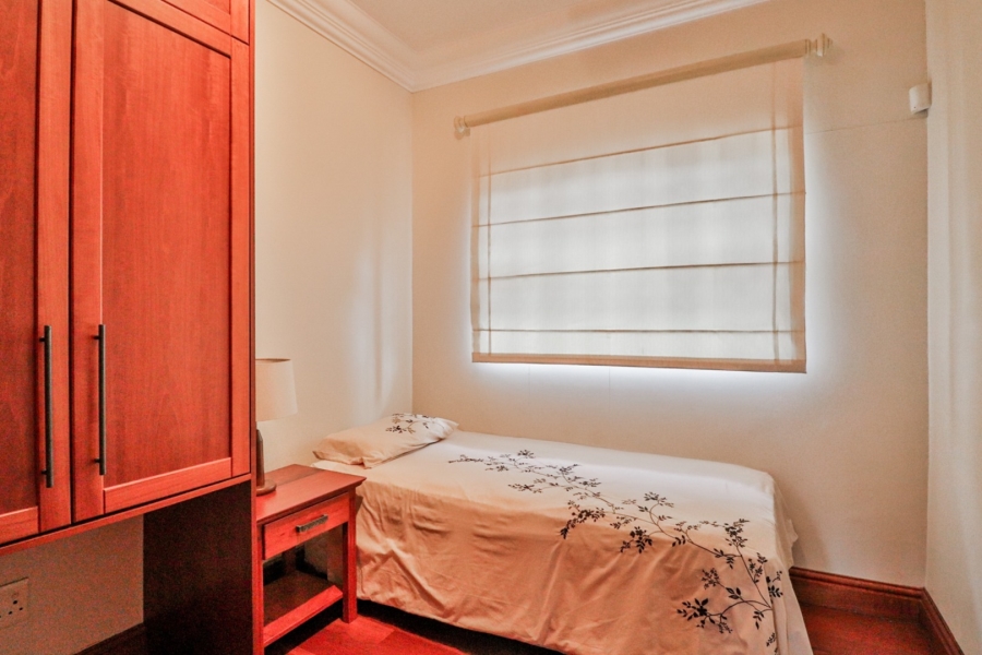 7 Bedroom Property for Sale in Myburgh Park Western Cape